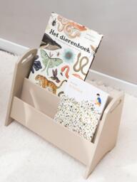 Kids Birch Wood Book Holder Anastasia - thumbnail 2