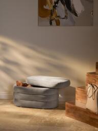 Small Velvet Upholstered Bench Alto with Storage Space - thumbnail 8