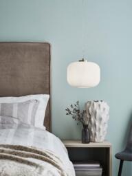 Small Pendant Light Sober with Glass Shade - thumbnail 2