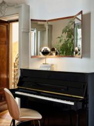 Adjustable Wall Mirror Vanity - thumbnail 2