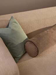 Velvet Cushion Cover Dana - thumbnail 4