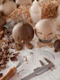 Oak Wood Decorative Object Bumble, H 8 cm - thumbnail 2
