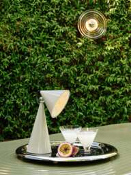 Portable LED Table Lamp Pose, Dimmable - thumbnail 8