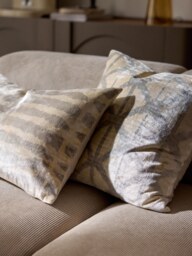 Viscose Cushion Cover Dejan with Woven Jacquard Pattern - thumbnail 9