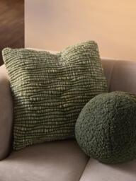 Embroidered Wool Cushion Cover Jaira - thumbnail 3