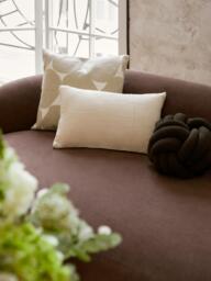 Hand-Woven Cushion Cover Terre with Decorative Seam - thumbnail 9
