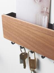 Wall-Mounted Coat Rack Rin with Magnetic Back - thumbnail 3