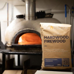 Ecoblaze Kiln-Dried Firewood 20L - Size: 22 x 27 x 42cm - Brown - Wilko - thumbnail 4