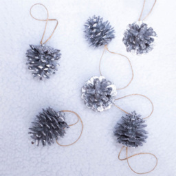 St Helens Silver Hanging Pinecones Ornaments 6 Pack - Size: 150 x 55 x 55cm - Wilko - thumbnail 4