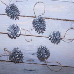 St Helens Silver Hanging Pinecones Ornaments 6 Pack - Size: 150 x 55 x 55cm - Wilko - thumbnail 5