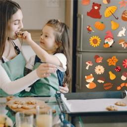 Walplus Fall in the Forest Cute Animals Double Sided Reusable Gel Window Sticker 28 Piece - Size: 0.3 x 30 x 55cm - Orange - Wilko - thumbnail 5