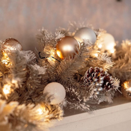 Marco Paul Decorated Silver Garland - Size: 15 x 180 x 15cm - Green - Wilko - thumbnail 6