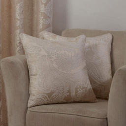 Serene Cavendish Cream Cushion Cover - Size: 43 x 43cm - Wilko - thumbnail 3