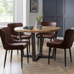 Julian Bowen Brooklyn 4 Seater Round Dining Set Oak and Brown - Wilko