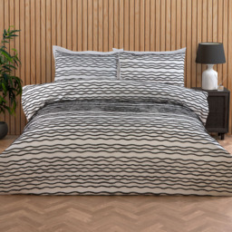Marina Tufted Duvet Set Black Superking - Size: Super King - Wilko