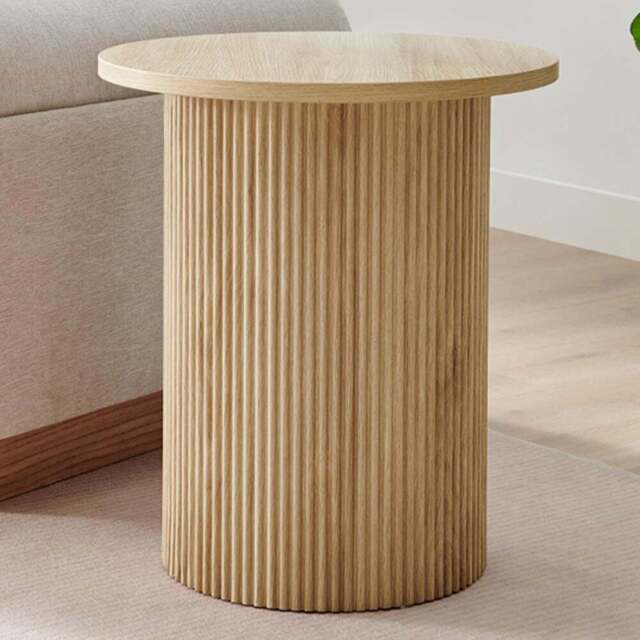 Furniturebox Penfold Oak Effect Round Wood Pedestal Side Table - Size: 45 x 45 x 45cm - Brown - Wilko - image 1
