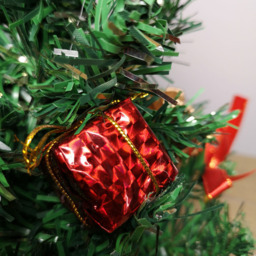 Premier Green Red and Gold Mini Christmas Tree Decoration 30cm - Size: 30 x 20 x 20cm - Wilko - thumbnail 5