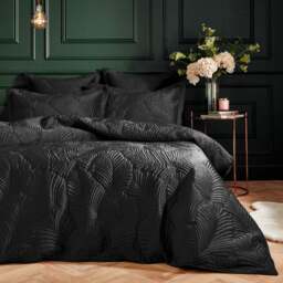 Paoletti Palmeria Super King Size Black Quilted Velvet Duvet Set - Wilko