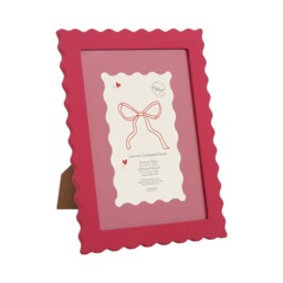 Carmine Scalloped Photo Frame Pink 6x4in - The Port. Co Gallery - Wilko - thumbnail 3