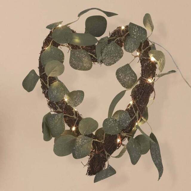 Lighting Collection Rattan Heart with Leaf - Size: 30 x 30 x 3.5cm - Green - Wilko - image 1