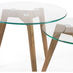 Julian Bowen Bryant Oak Base and Tempered Glass Nest of Tables Set of 2 - Size: 44 x 50 x 50cm - Dark Brown/Clear - Wilko - thumbnail 5