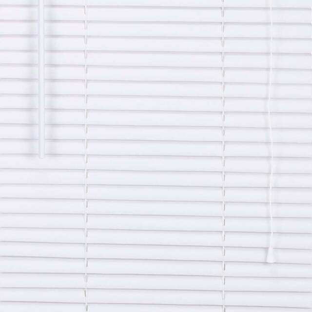 PVC White Wood Effect Venetian Blind White 90cm - Size: W 90 x D 160cm - Wilko - image 1