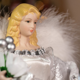 The Christmas Workshop White and Silver Tree Top Angel 30cm - Wilko - thumbnail 7