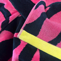 Allure Bath Fashions Jumbo Zebra Print Cotton Beach Towel 90 x 180cm - Pink - Wilko - thumbnail 4