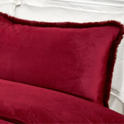 Selena Velvet Duvet Set Mulberry Superking - Size: Super King - Wilko - thumbnail 3