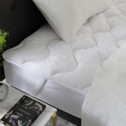 The Lyndon Company King Size Velvet Touch Mattress Enhancer - White - Wilko