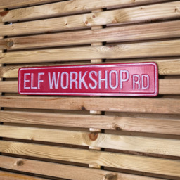 Samuel Alexander Red Metal Elf Workshop Road Sign Board 50cm - Size: 10 x 37 x 2cm - Wilko - thumbnail 5