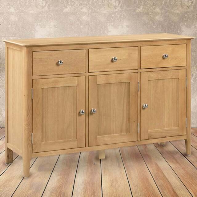 Julian Bowen Cotswold 3 Door 3 Drawer Oak Sideboard - Size: 45 x 135 x 90cm - Brown - Wilko - image 1