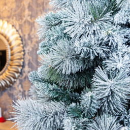 Shatchi Snowy Boulder Pine Helsinki Fir Artificial Plain Christmas Tree 6ft - White - Wilko - thumbnail 4