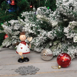 St Helens White Coat Metal and Wood Angel - Size: 145 x 95 x 95cm - Wilko - thumbnail 4