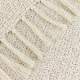 Yard Candar Ecru Textured Boucle Throw - Size: 170 x 130 x 1cm - Cream - Wilko - thumbnail 4