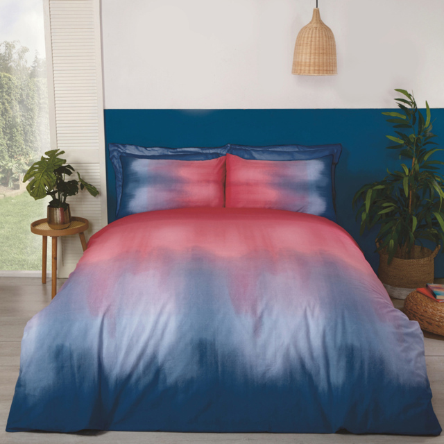 Rapport Home Ombre King Size Red Duvet Set - Wilko - image 1