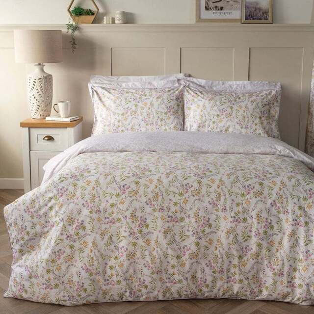 Serene Kira Super King Size Floral Duvet Set - Multi - Wilko - image 1
