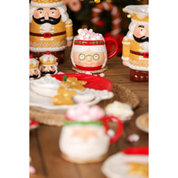 The Seasonal Gift Co. Santa & Friends 2 Piece Gingerbread Nutcracker Ceramic Shakers Set - Size: 7.5 x 5 x 5cm - White - Wilko - thumbnail 5