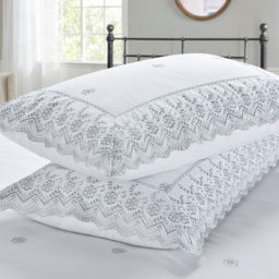 Serene Gabrielle Super King Floral Duvet Cover Set - Silver - Wilko - thumbnail 3