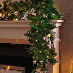 Marco Paul Pine Effect Artificial LED Christmas Garland with Silver Baubles 180cm - Green - Wilko - thumbnail 6