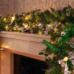 Marco Paul Pine Effect Artificial LED Christmas Garland with Silver Baubles 180cm - Green - Wilko - thumbnail 7