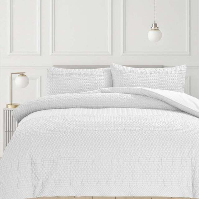 Velosso King Size White Paloma Duvet Set - Wilko - image 1