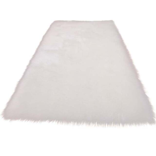 Living and Home White Rectangle Soft Shaggy Rug 60 x 120cm - Wilko - image 1