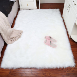 Living and Home White Rectangle Soft Shaggy Rug 60 x 120cm - Wilko - thumbnail 6