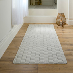 My Mat Ivory Sculptured Basketweave Washable Runner 67 x 230cm - Cream - Wilko - thumbnail 3