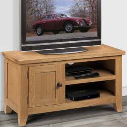 Julian Bowen Astoria Single Door 2 Shelf Oak TV Unit - Wood - Wilko - thumbnail 1