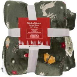 Winter Wishes Sherpa Throw  - Green - Wilko - thumbnail 3