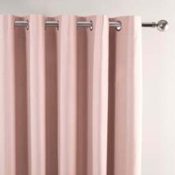 Divante Hoxton Blush Blackout Eyelet Curtains 229cm - Size: W 228 x D 228cm - Wilko - thumbnail 4