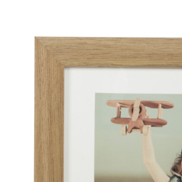 Oxford 3 Aperture Wood Effect Photo Frame - Size: A6 - Brown - The Port. Co Gallery - Wilko - thumbnail 3