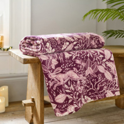 Deyongs Pink Winter Forest Throw 140 x 180cm - Wilko - thumbnail 3